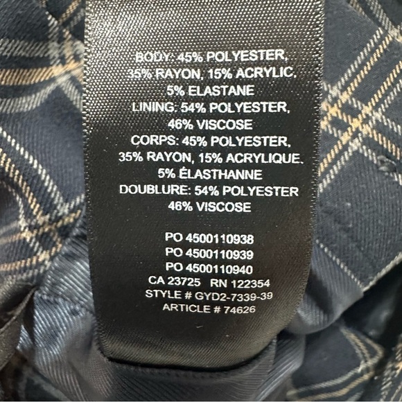 Aritzia Sunday Best Yuri Plaid Mini Skirt
Sz 4 - Picture 5 of 8